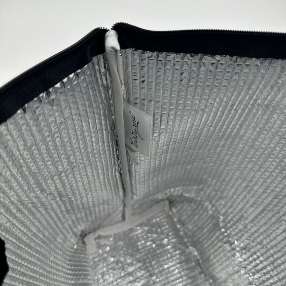 Thirty-One Thermal Tote Black & White Medallion Medley With Red "Yum!" Embroider - Picture 4 of 5